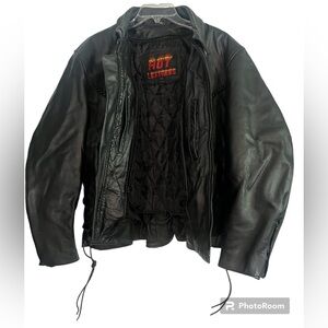 Genuine Leather Biker Jacket Women’s 2XL Hot Leathers Brand. Inner liner.